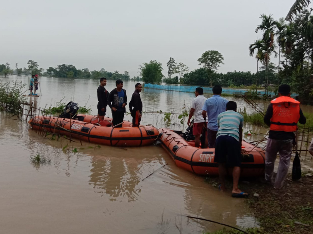 Assessing damaged houses of affected community for repair